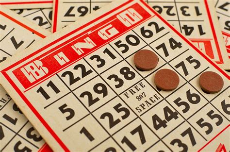 Cuanto Cuesta El Bingo Juego De Bingo Grande Completo + 70 Tablas Plasticas | Éxito - exito.com